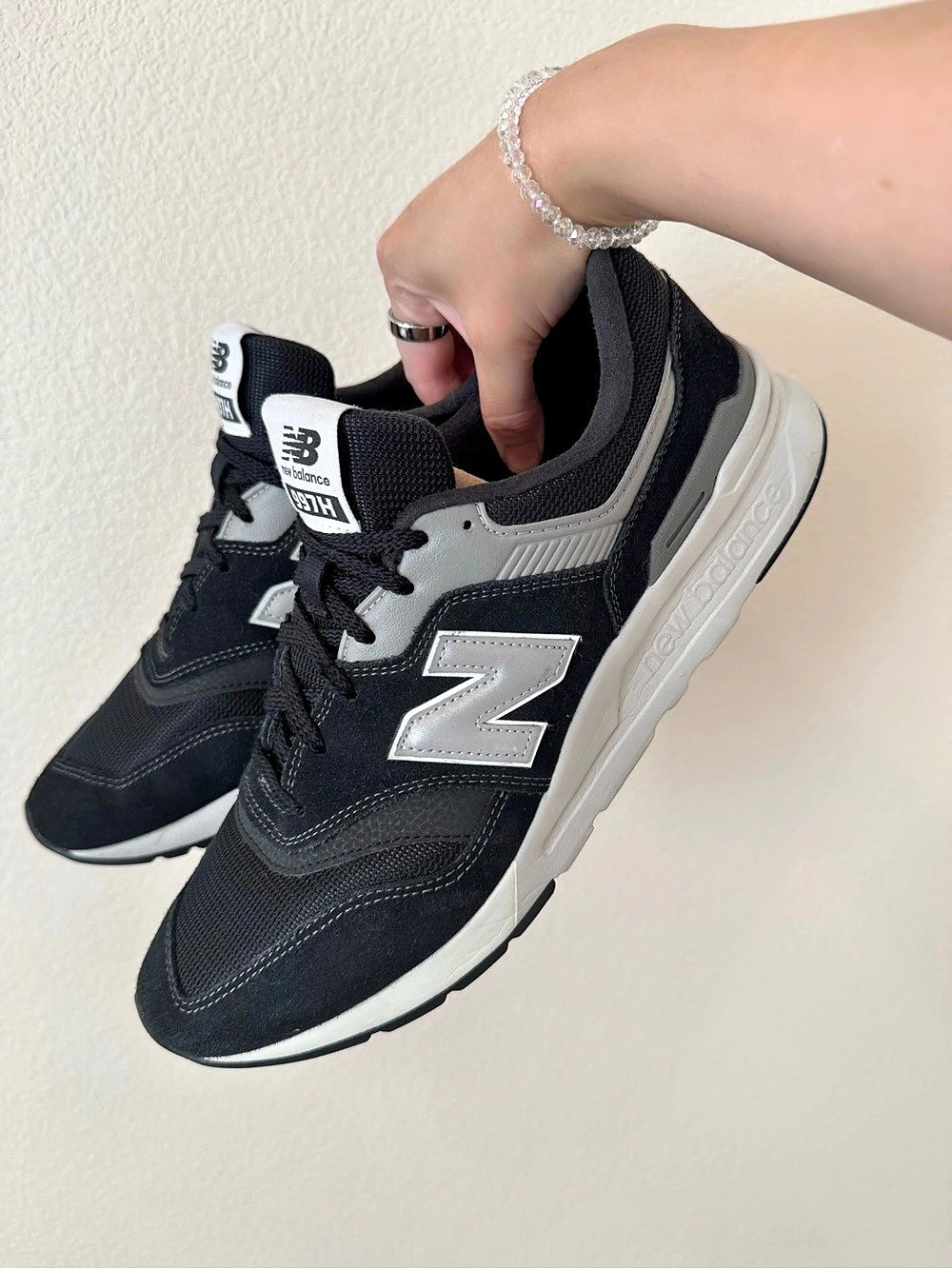 New Balance 997H Black & White Like New Sneakers